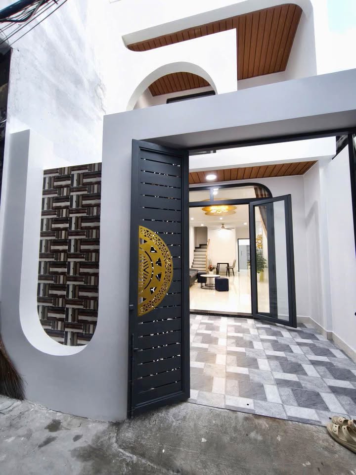 Bán nhà xinh gần biển Vũng Tàu, 3 phòng ngủ, hẻm rộng rãi, giá 5,15 tỷ