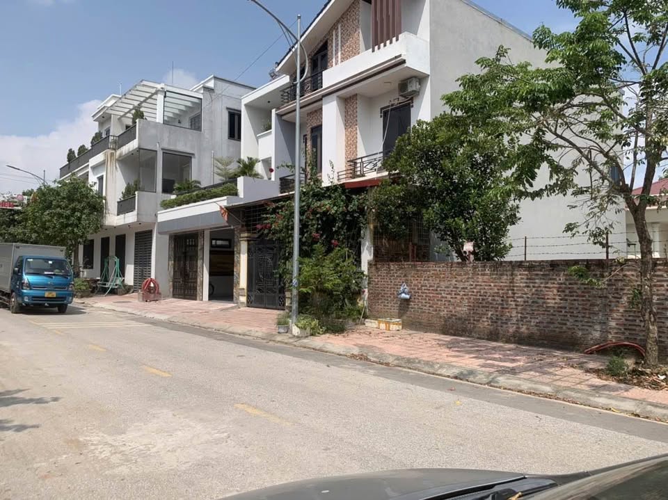 Bán gấp đất thổ cư 126m2, mặt tiền 7m, Đồng Tâm, Vĩnh Yên, gần chung cư An Phú