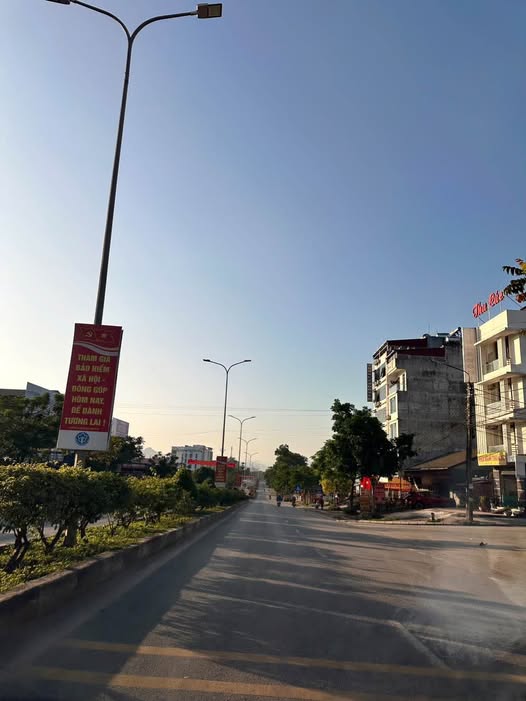 Bán đất tái định cư tại Đề Thám, cách quảng trường chỉ 300m, giá chỉ hơn 1 tỷ