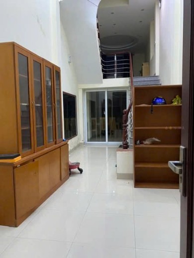 Cơ hội vàng, thuê nhà 5 tầng, 6 phòng ngủ, full nội thất tại Mậu Lương, Hà Đông chỉ 13 triệu/tháng