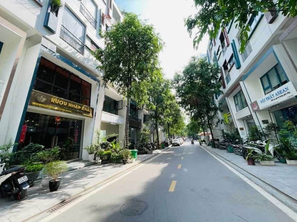 Nhà mễ trì 42m2, 5 tầng, ngõ ô tô, giá 10,5 tỷ, cơ hội vàng