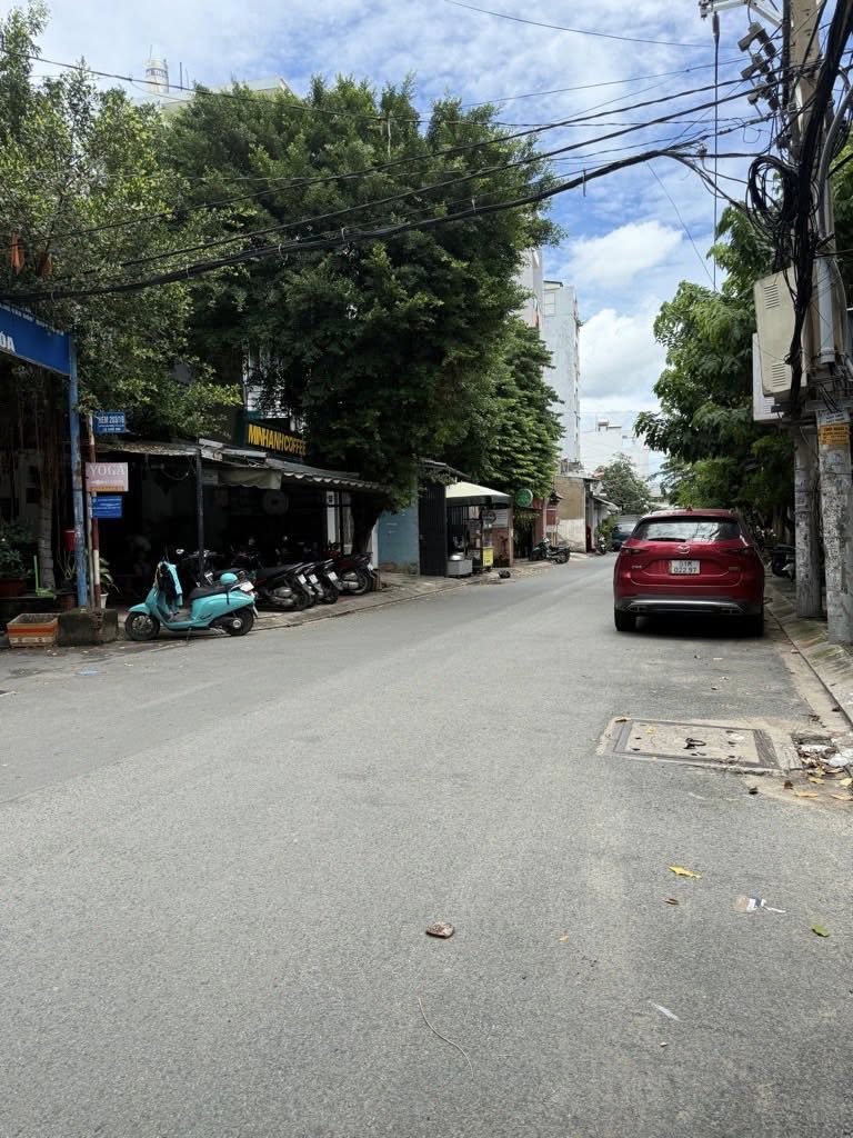 Nhà siêu xinh tại 203 Huỳnh Văn Nghệ, phường 12, Gò Vấp