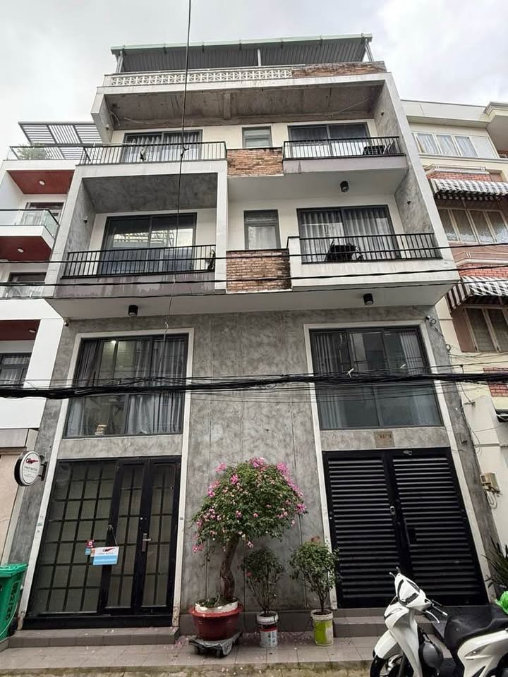 Chính chủ bán tòa căn hộ dịch vụ Cộng Hòa, 7 phòng khép kín, thu nhập trên 45 triệu/tháng, giá 12,5 tỷ