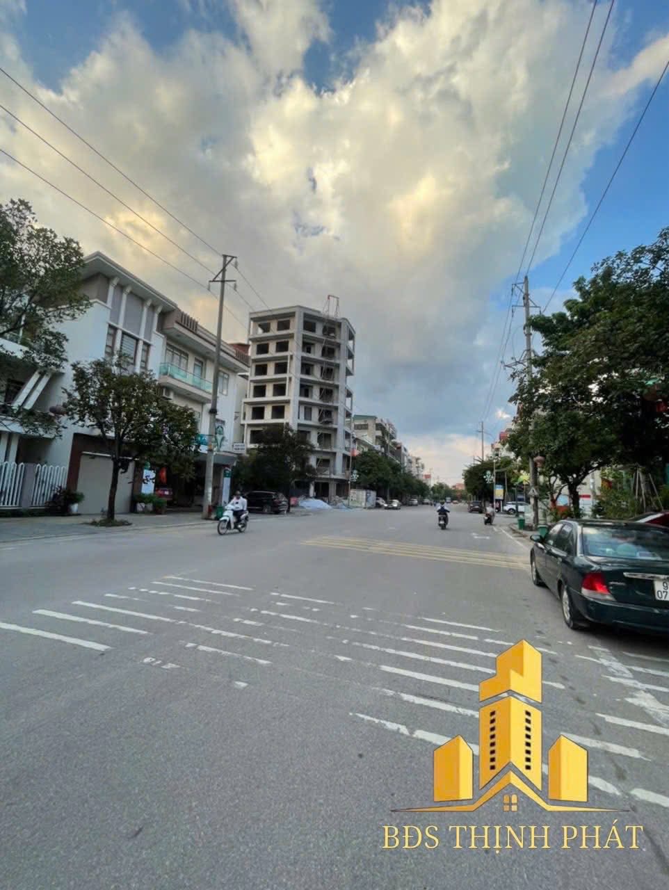 Bắc Giang, đất vàng 72m2, mặt tiền 4.5m, hướng tây bắc, sổ đỏ trao tay