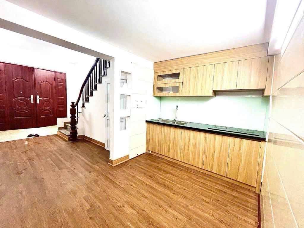 Bán nhà phố Mậu Lương, Hà Đông, lô góc, ngõ nông, ô tô đỗ cửa