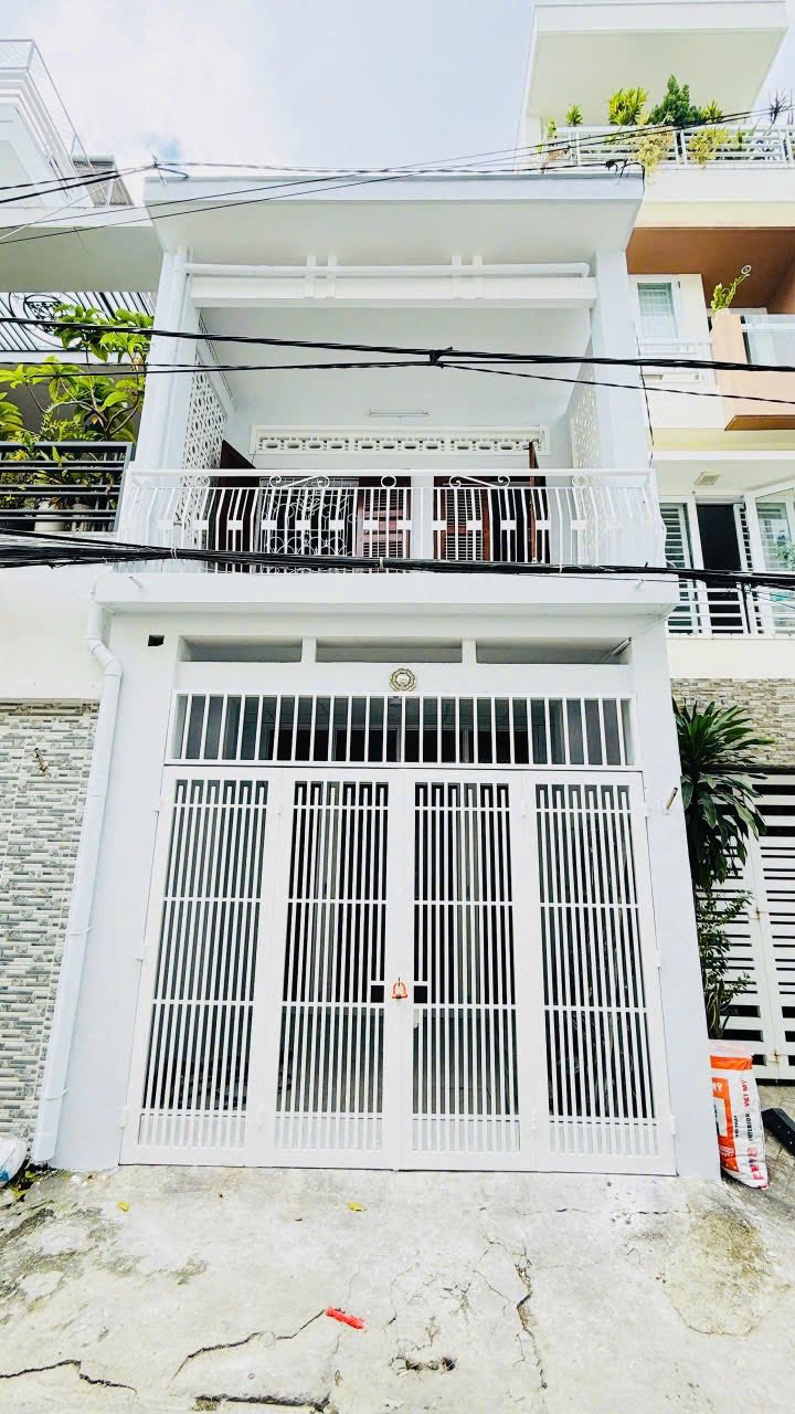 Nhà 2 tầng đường ô tô 4m, 51,84m², gần Lê Hồng Phong, Nha Trang, 4,5 tỷ