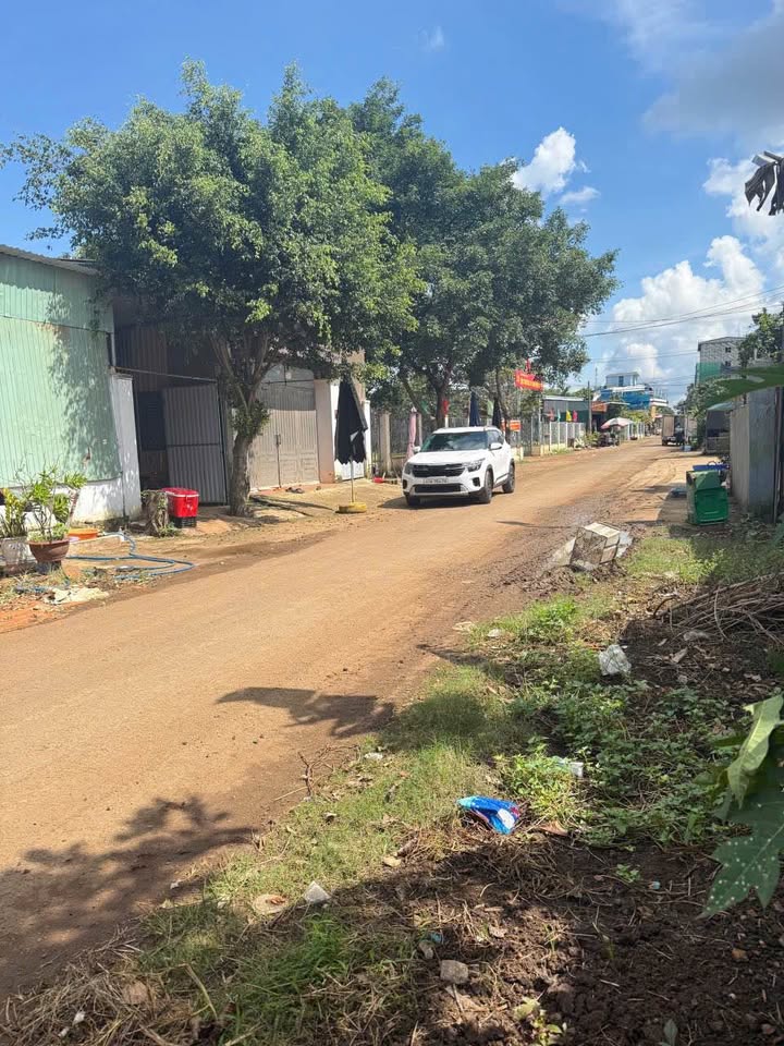 Siêu phẩm mặt tiền D1 KoTam, chỉ cách Quốc Lộ 26 vỏn vẹn 50m, giá 1,38 tỷ