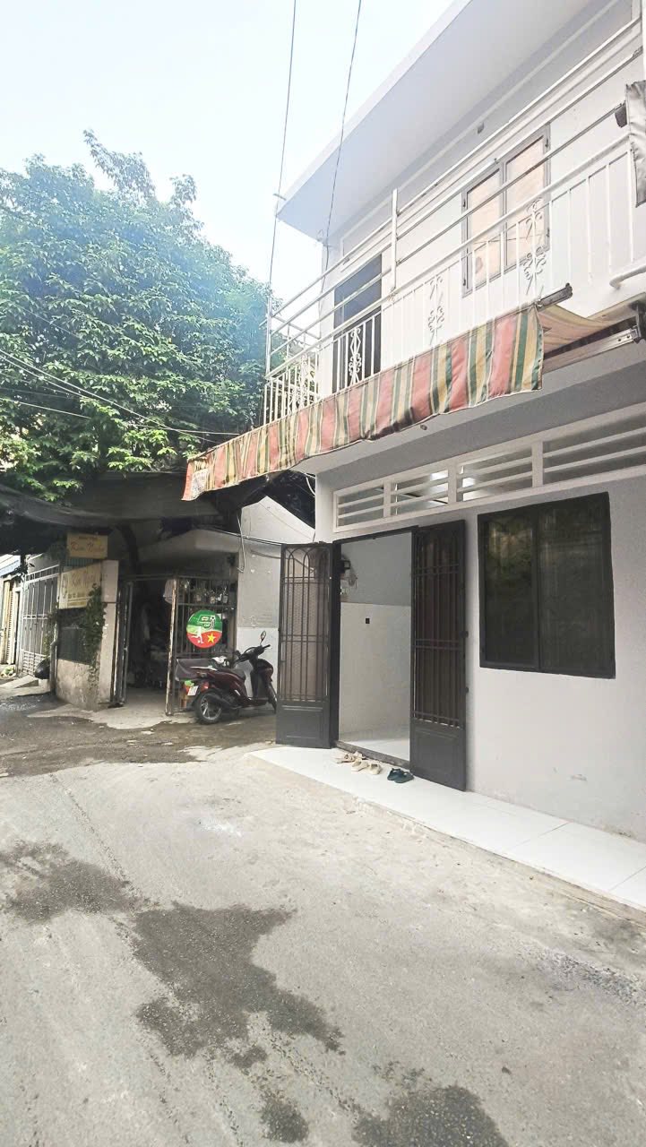 Cho thuê nhà Gò Vấp, 1 trệt 1 lầu, hẻm xe hơi, giá chỉ 5 triệu/tháng