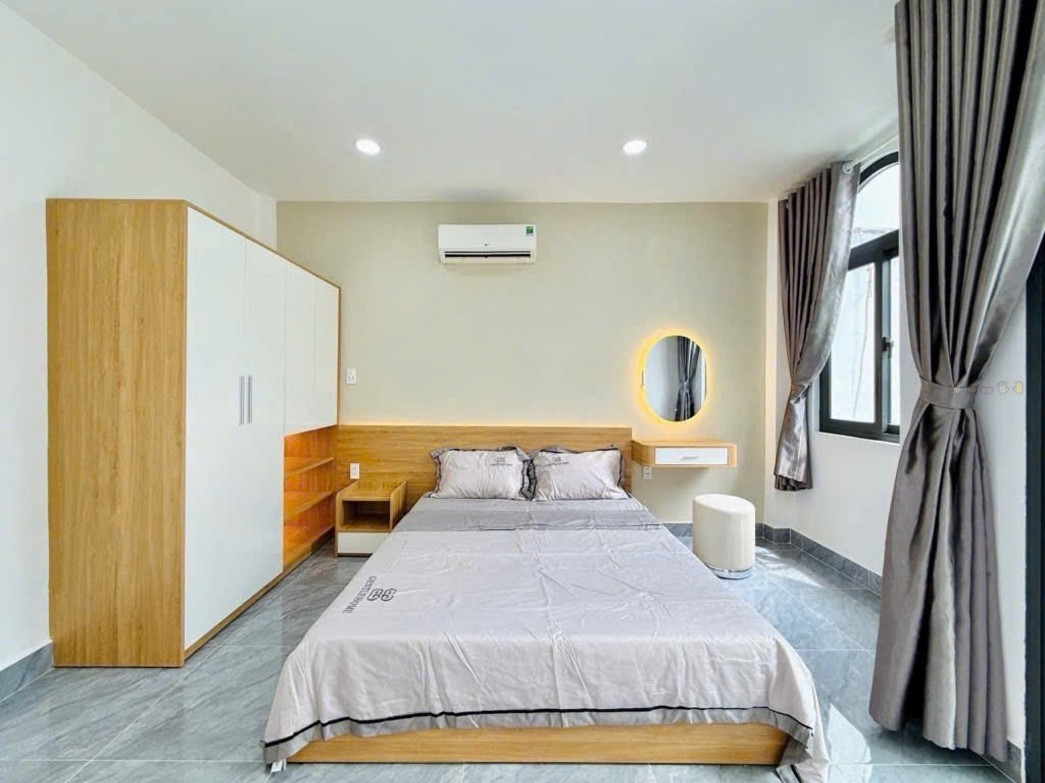 Nhà 2 tầng gần chợ Hạnh Thông Tây, Gò Vấp, không lộ giới, full nội thất, giá hơn 5 tỷ