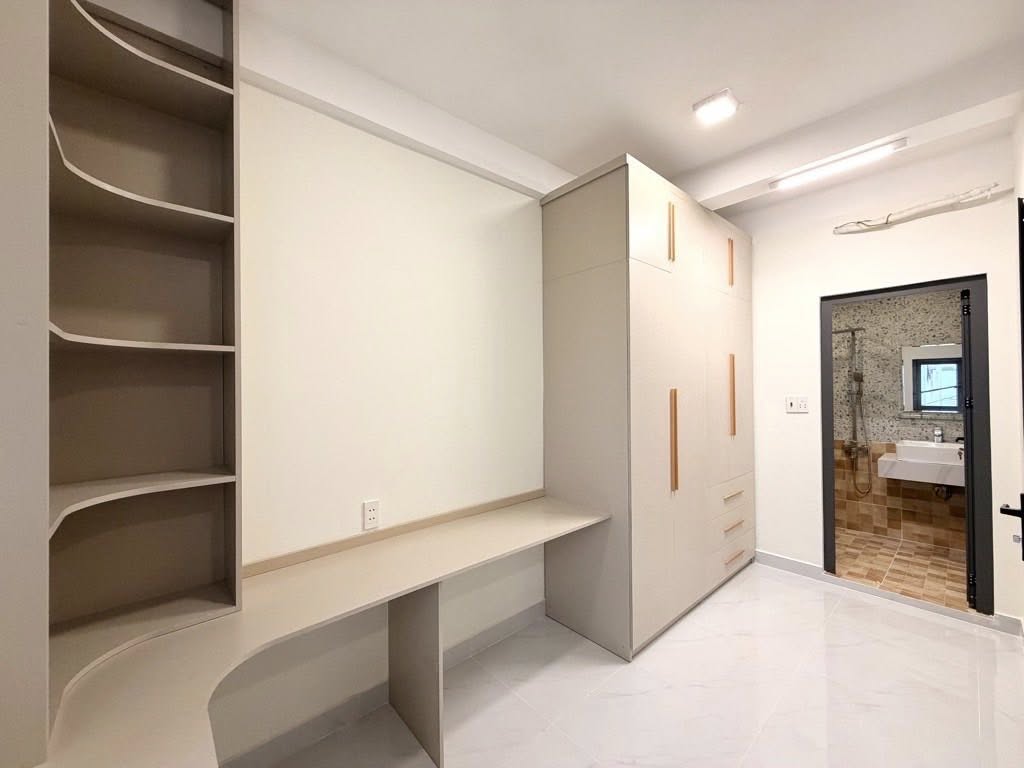 Bán căn hộ dịch vụ Nguyễn Xí, hẻm xe hơi, đầu tư sinh lời