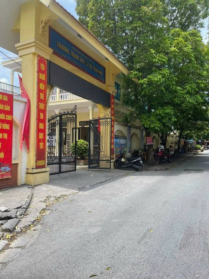 Bán nhà 2.5 tầng, 48m², 2 tỷ, ngõ Hương Sơn, Kiến An, Hải Phòng