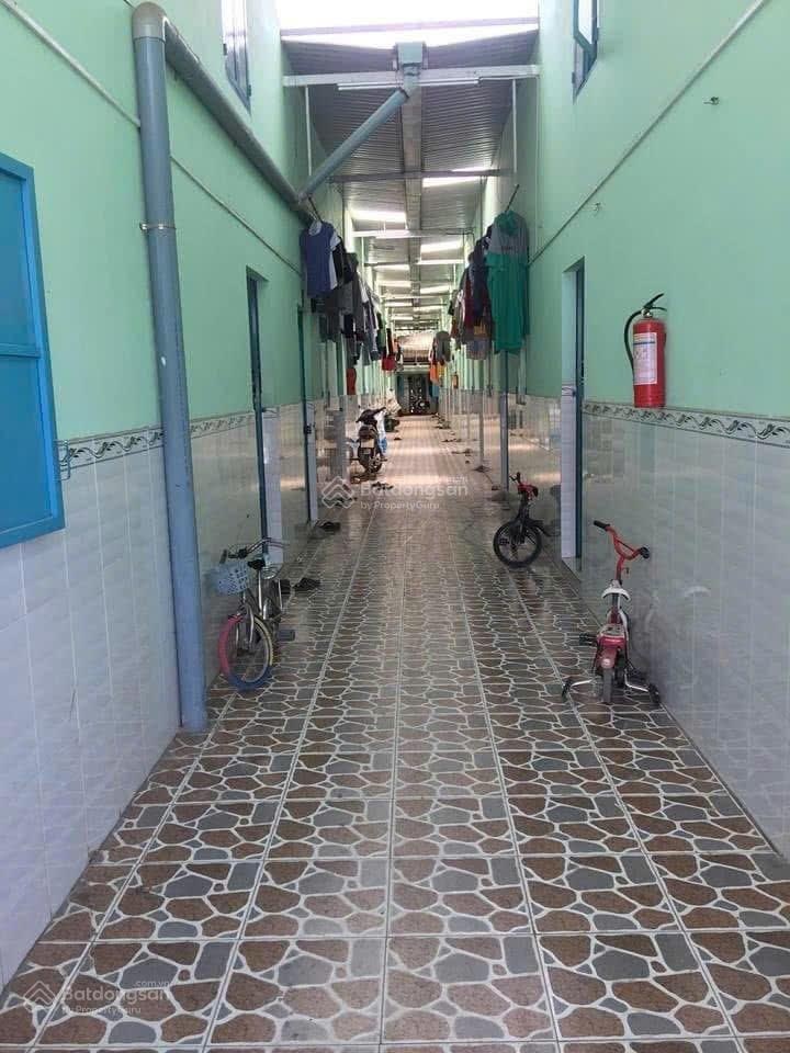 Bán dãy trọ (10x40m) 400m2 gần KCN sát bên chợ Bờ Ngựa đang cho thuê 30 triệu giá 1 tỷ 200 triệu