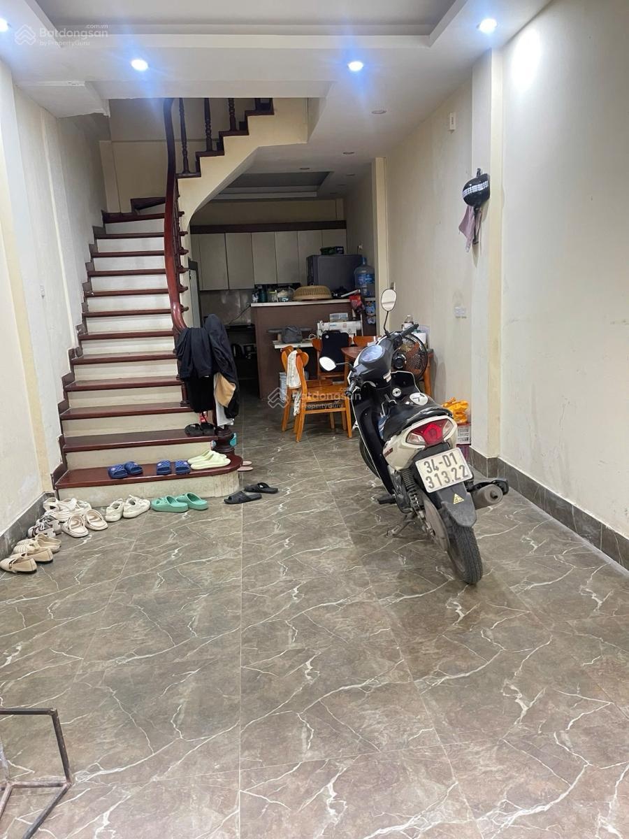 Bán nhà riêng ngõ 279 Đội Cấn, 5 tầng 2 mặt thoáng, 30m ra đường ô tô, nhà còn rất đẹp, ở ngay