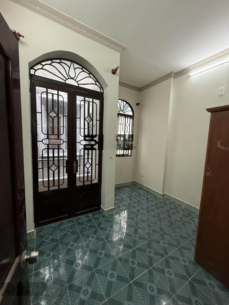 Giảm 200tr giá mới nhỉnh 3 tỷ-trung tâm gò vấp- hxh-sát mặt tiền quang trung-nhà 2 tầng mới đẹp