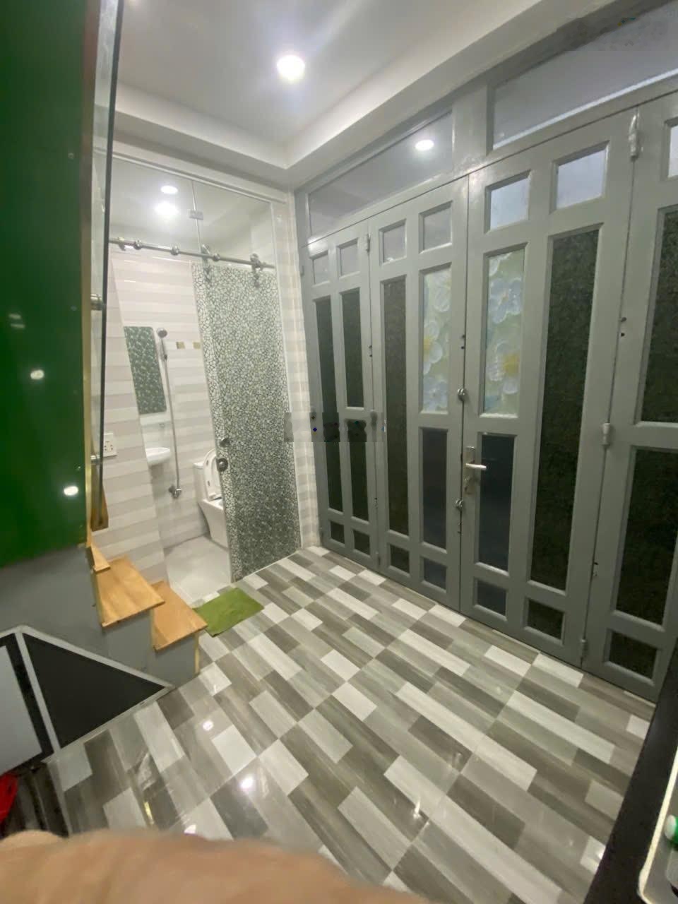 Bán nhà - chợ Hồ Thị Kỷ khu mua bán & ẩm thực sầm uất chỉ 2 tỷ (TL) 0949757339