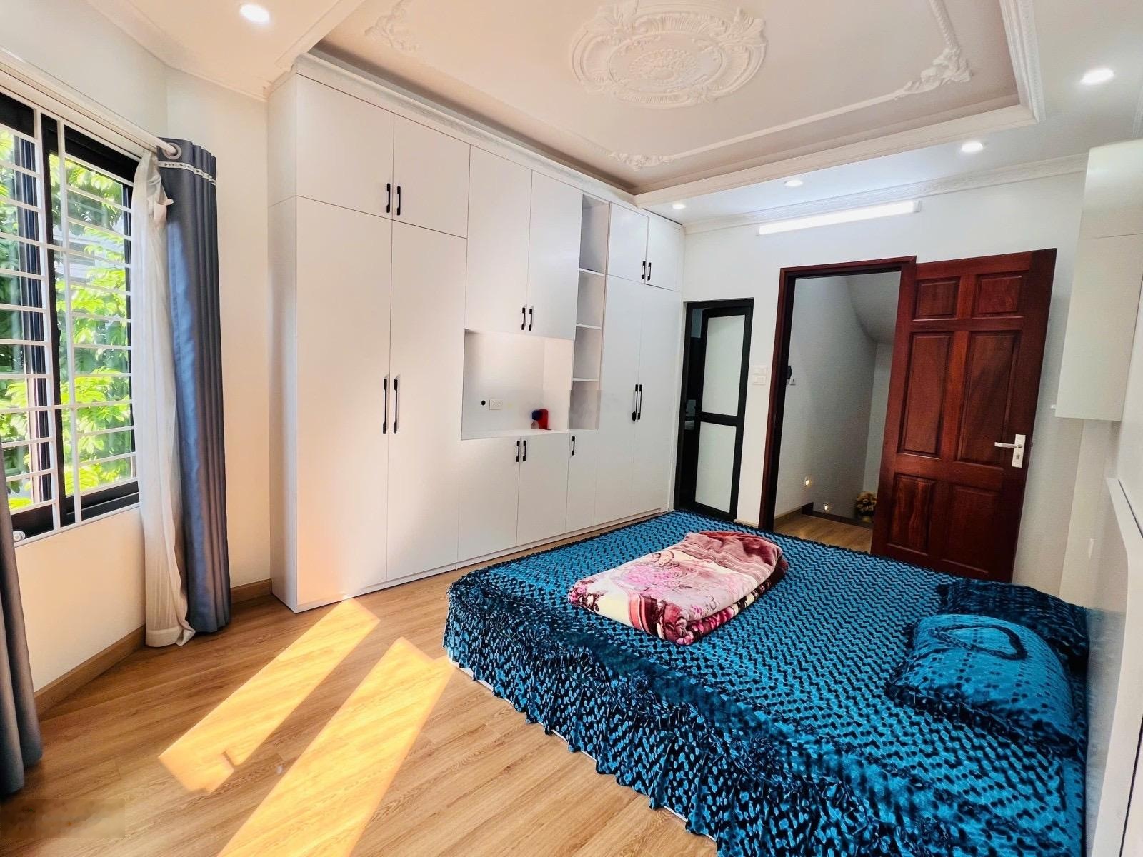 Bán nhà phố Ngọc Hà, Ba Đình, Hà Nội: 34m2 - 5T - MT 3.7m - SĐCC - Giá 10.45 tỷ - ful Nội Thất