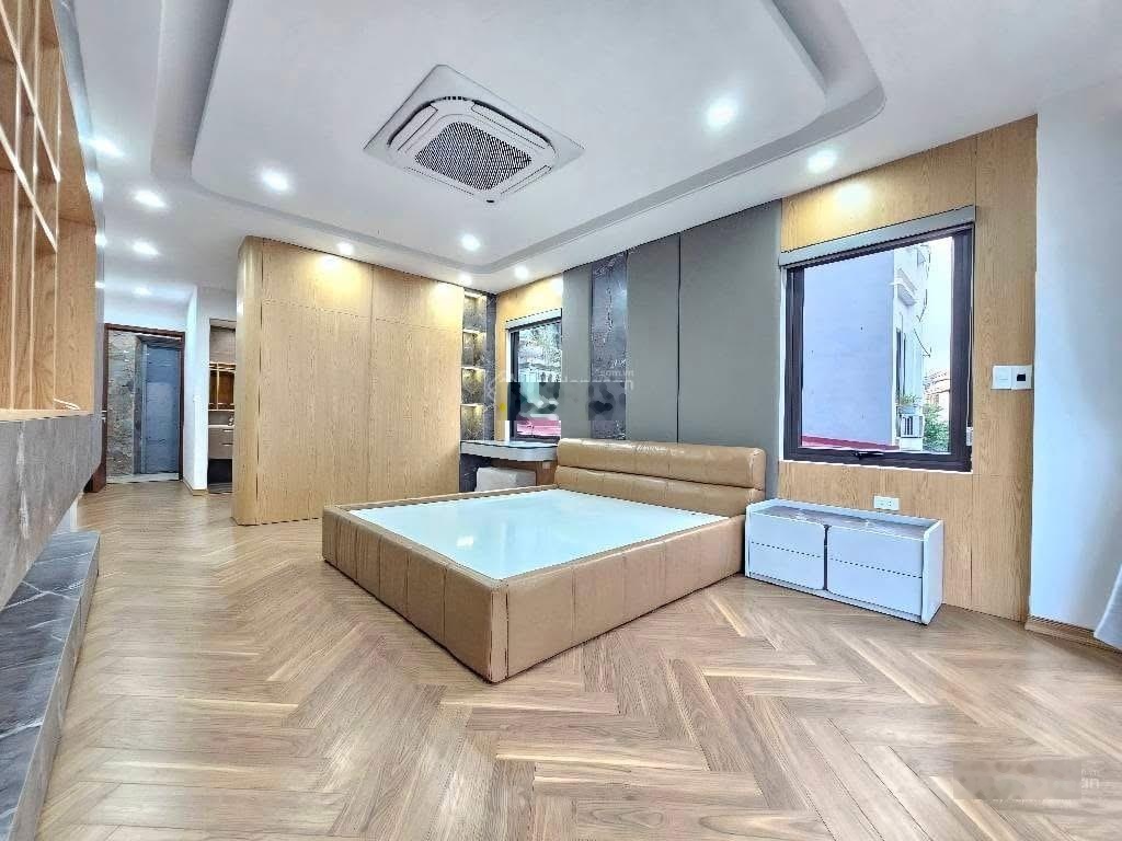 Bán nhà dân xây Ngọc Hà, Đội Cấn, HHT giá đầu tư 8.6tỷ; DT 57m2x4T, nội thất đủ, không quy hoạch