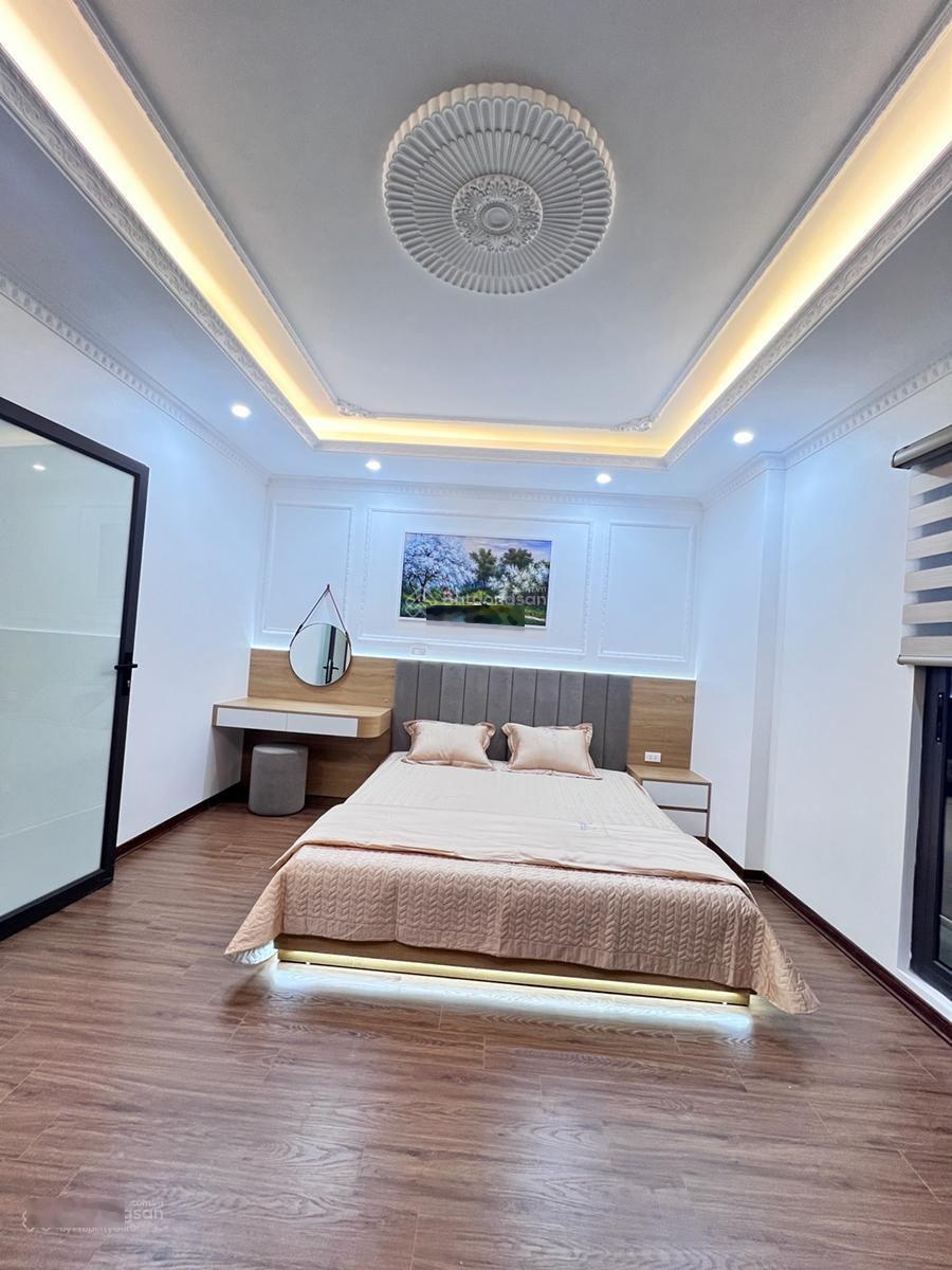 Nhà mặt ngõ thông, 2 thoáng, 3 gác đỗ cửa, 15m ra ôtô tránh, ở thích, giá cực tốt tại Ba Đình, 40m