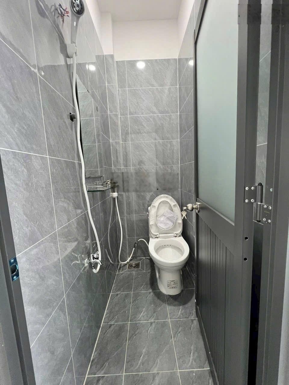 Nhà đẹp 31m2 - cách mặt tiền đường 30m - Lê Văn Lương - Quận 7