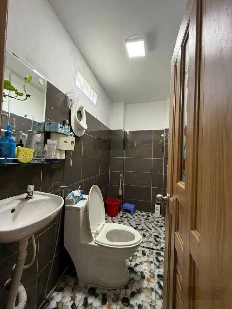 Bán nhà 2 tầng 68m2, Nguyễn Duy Cung, Gò Vấp. Ngang 4m chuẩn, diện tích lớn. Giá chỉ 4.850 tỷ