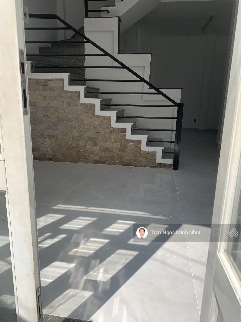 BÁN NHÀ RẺ Nguyễn T.Hiền B.Thạnh- 50m2, 2 tầng- Ôtô đến cửa- 5,9ty TL