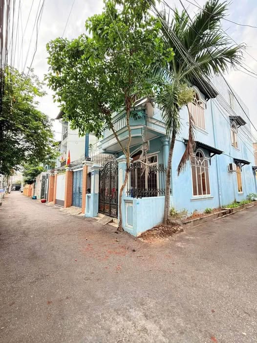 Bán căn góc 2 mặt tiền hẻm ô tô 92m2 tại đường Trần Công Chúa, thành phố Hồ Chí Minh