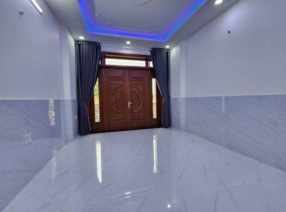 Nhà mặt tiền kinh doanh Trần Văn Mười, Hóc Môn, 11,5 tỷ