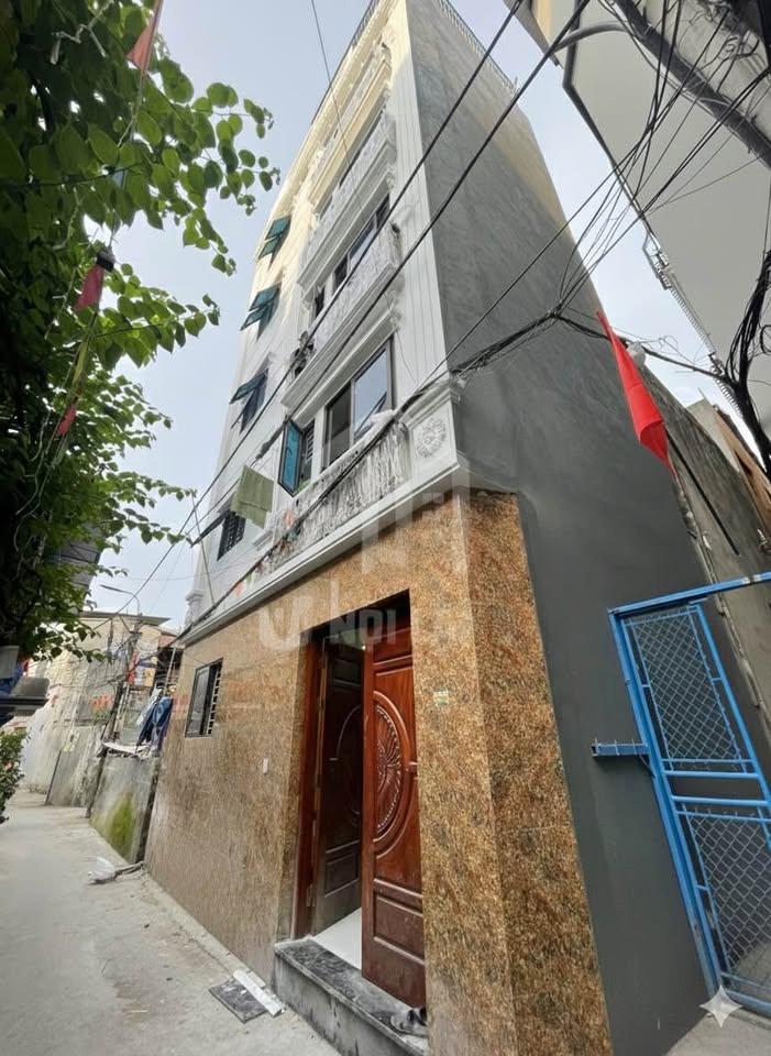 Bán nhà lô góc 5 tầng thang máy, ô tô vào nhà, kinh doanh sầm uất gần Đại học Công Nghiệp