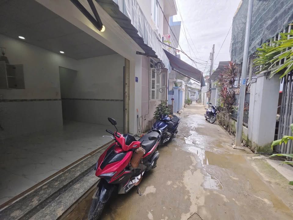 Nhà xinh hẻm Cầu Dứa Phú Nông, Vĩnh Ngọc, Nha Trang đang chờ đón chủ nhân mới