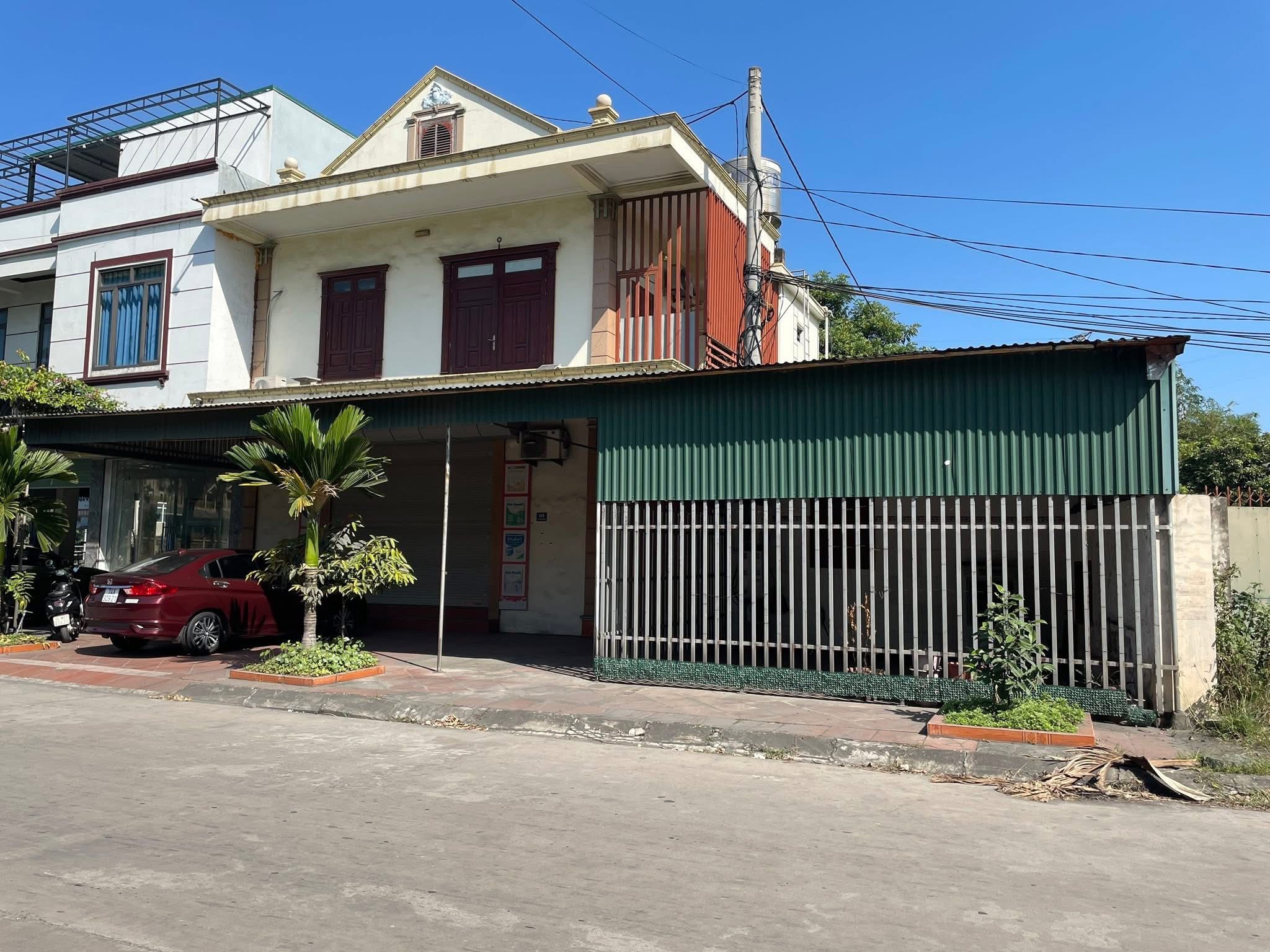 Siêu phẩm nhà 2 tầng mặt tiền rộng 8m đang chờ chủ mới tại Khu Dân Cư Thương Mại Văn Hoá Thể Thao Minh Tân