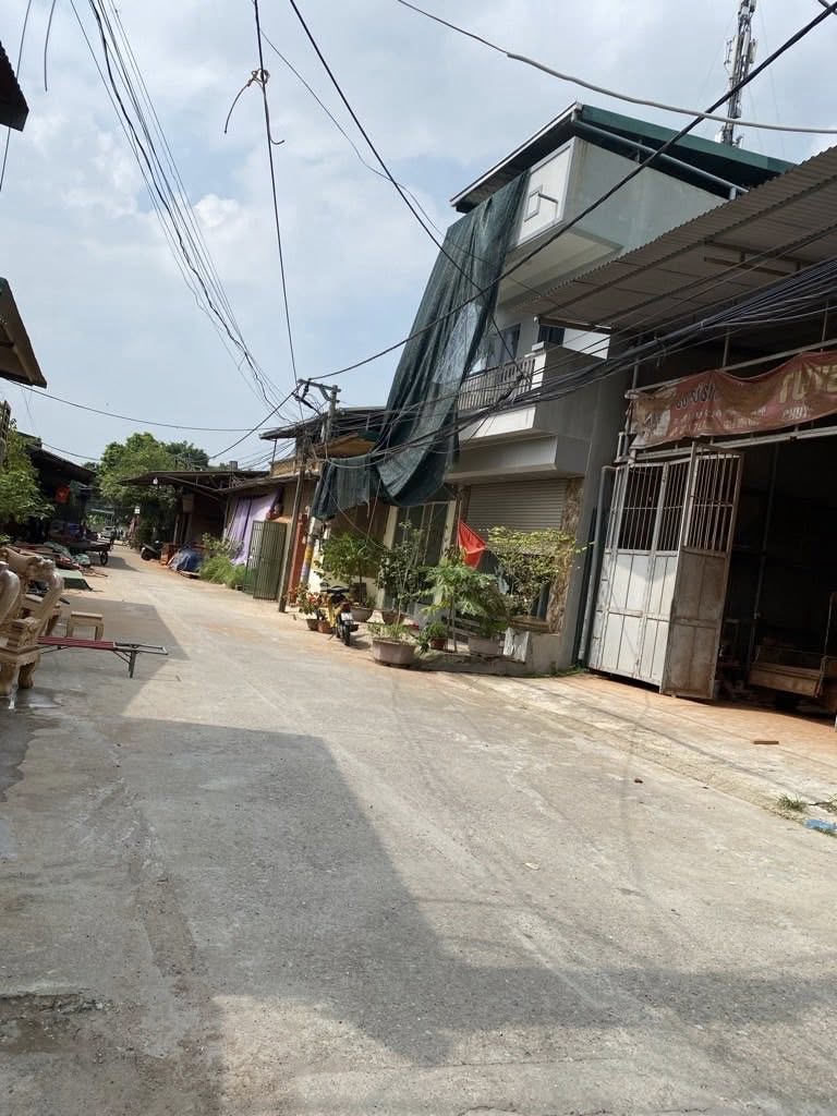 Đất Thường Tín 81m² sổ đỏ vuông vắn, giá hời chỉ nhỉnh 2,5 tỷ, chốt nhanh kẻo lỡ