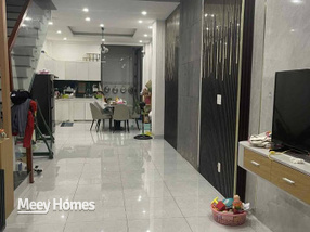 Nhà mặt tiền 1 trệt 2 lầu, khu tái định cư phường 4, Cà Mau, an cư lạc nghiệp