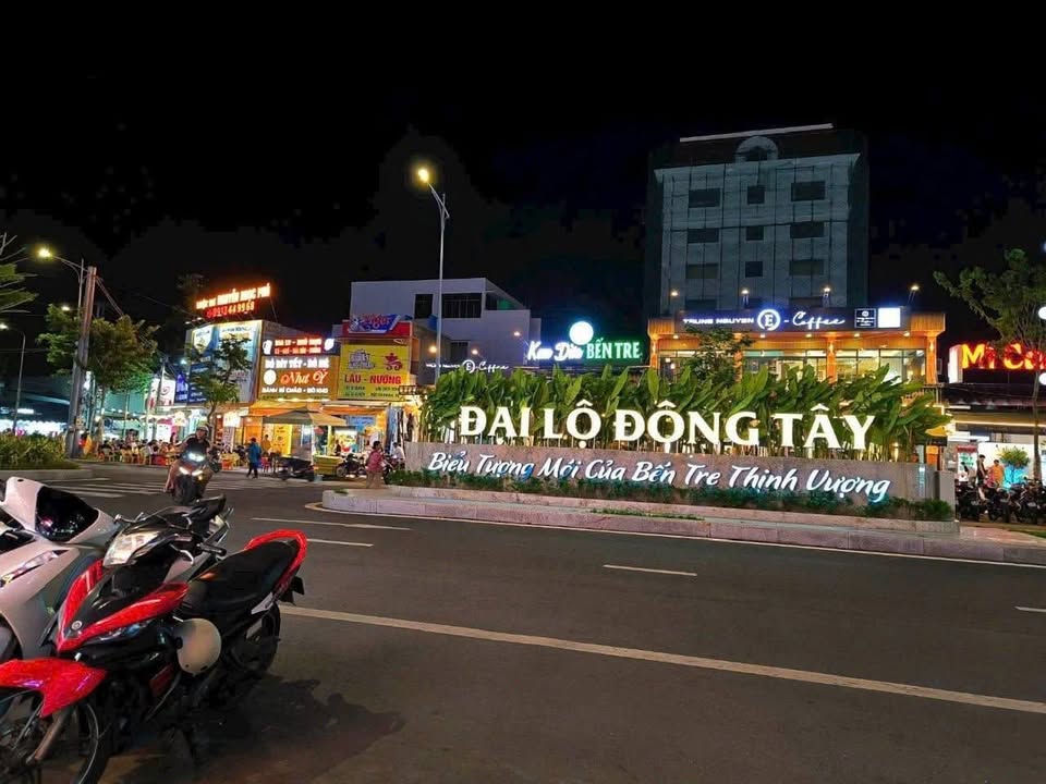 Bán nền biệt thự siêu VIP, vị trí đắc địa cách đường Đại Lộ Đông Tây chỉ 150m, thuộc phường Phú Khương (cũ)