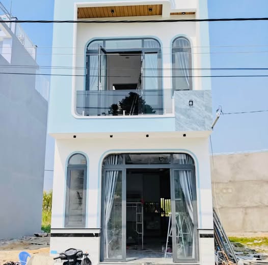 Bán nhà đẹp tại khu Tây Đại Học, Mỹ Phước, thành phố Long Xuyên