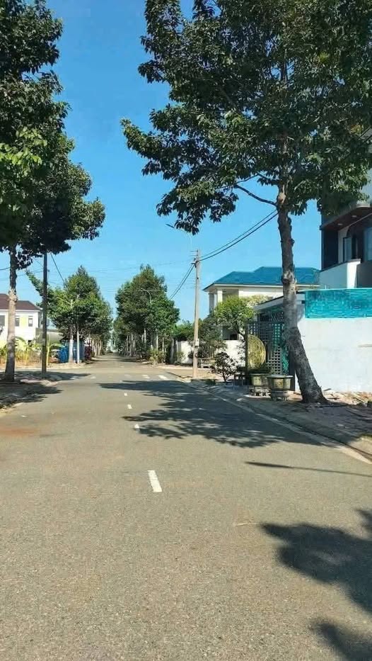 Chốt ngay 100m² Bà Rịa, giá nhỉnh 1 tỷ, vị trí đẹp