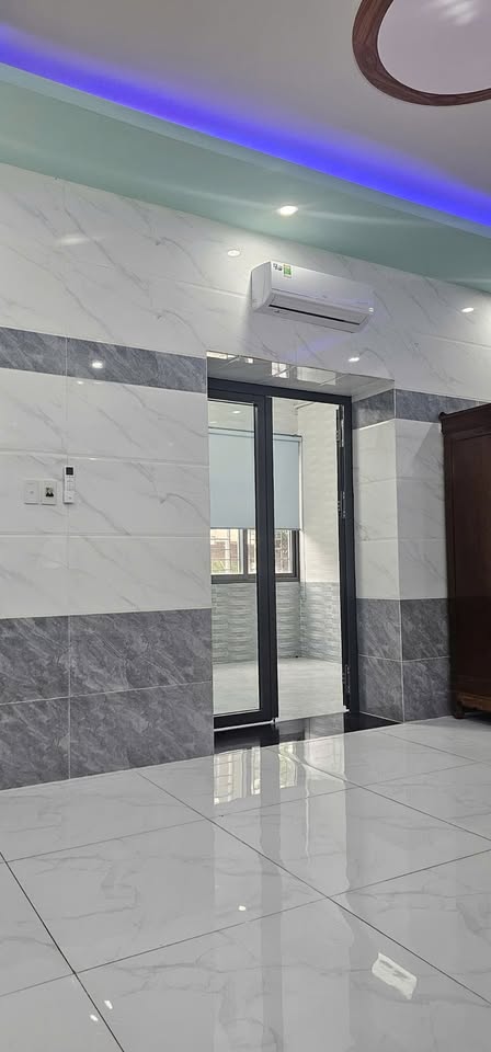 Bán gấp căn góc Sea View 1, 168m2, 5 phòng ngủ, full nội thất cao cấp