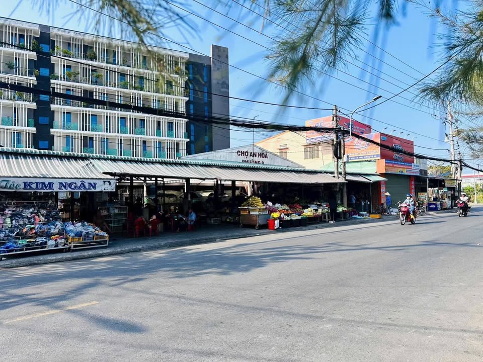 Đất vàng Bến Tre mặt tiền Nguyễn Đình Chiểu nở hậu, giá hời
