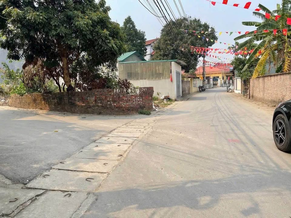 Đất vàng thôn Chùa Tiếng 120m² mặt tiền 5m, đường 2 ô tô tránh, giá chỉ 1,7 tỷ