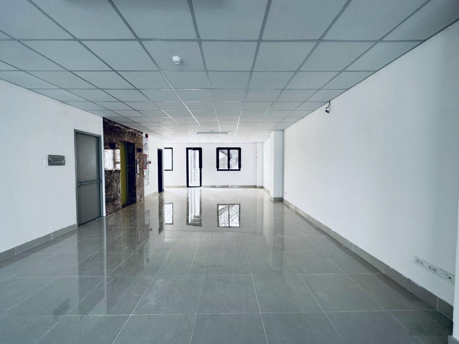 Cho Thuê Toà nhà mặt tiền đường 3 tháng 2 Quận 10