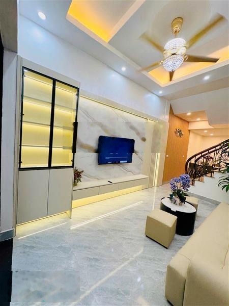 Bán nhà 4 tầng chúc sơn-nội thất đầy đủ chỉ việc xách vali về ở