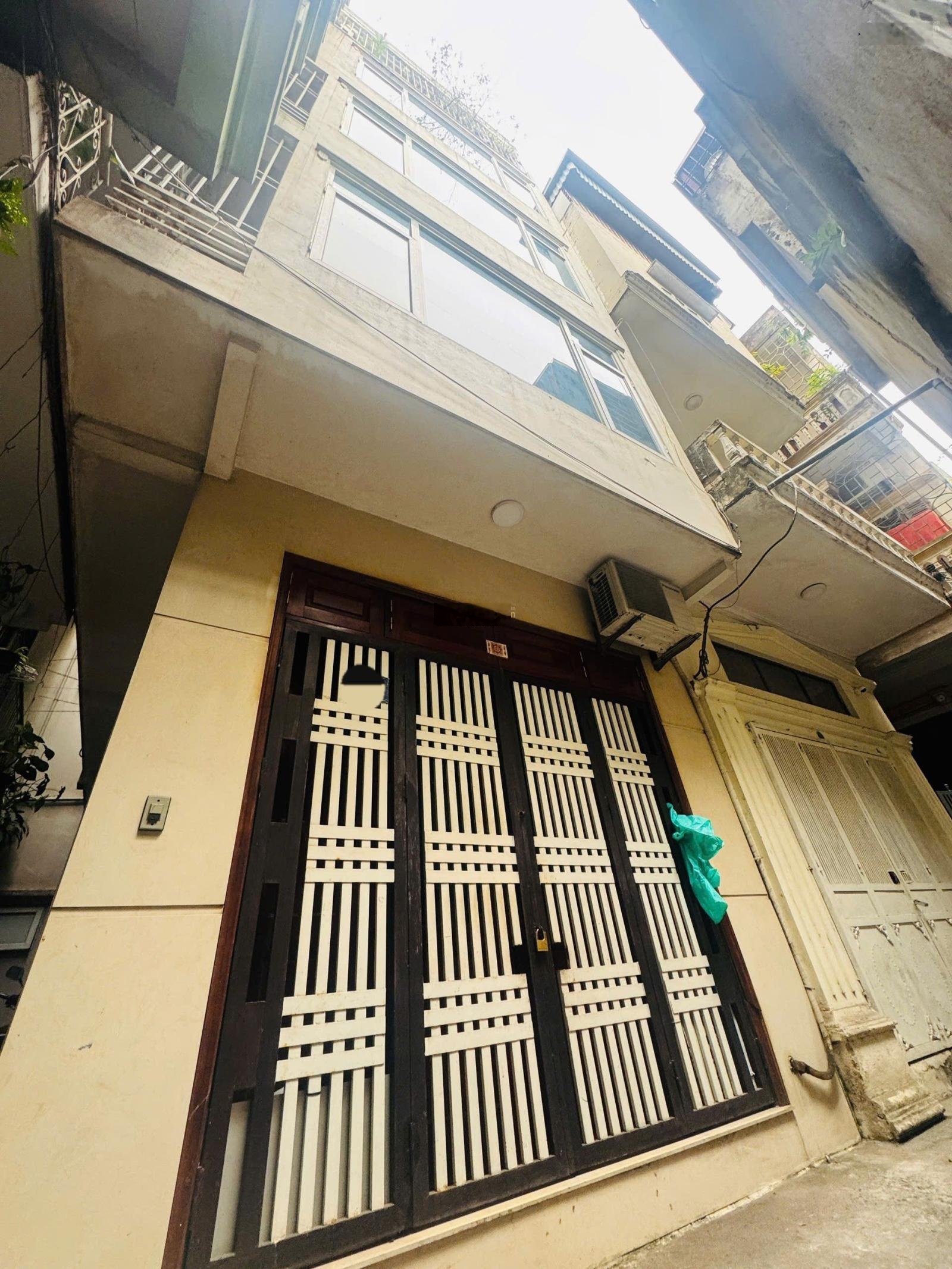 Chính chủ bán gấp! Nhà Hoàng Hoa Thám, lô góc, 3 bước ra phố, công viên Bách Thảo, 45m, 5T, 10.5 tỷ