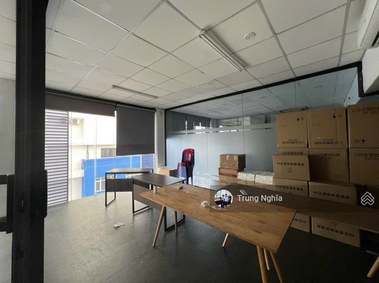 Nhà đường lý thường kiệt diện tích: 9x21m trệt 4 lầu cho thuê