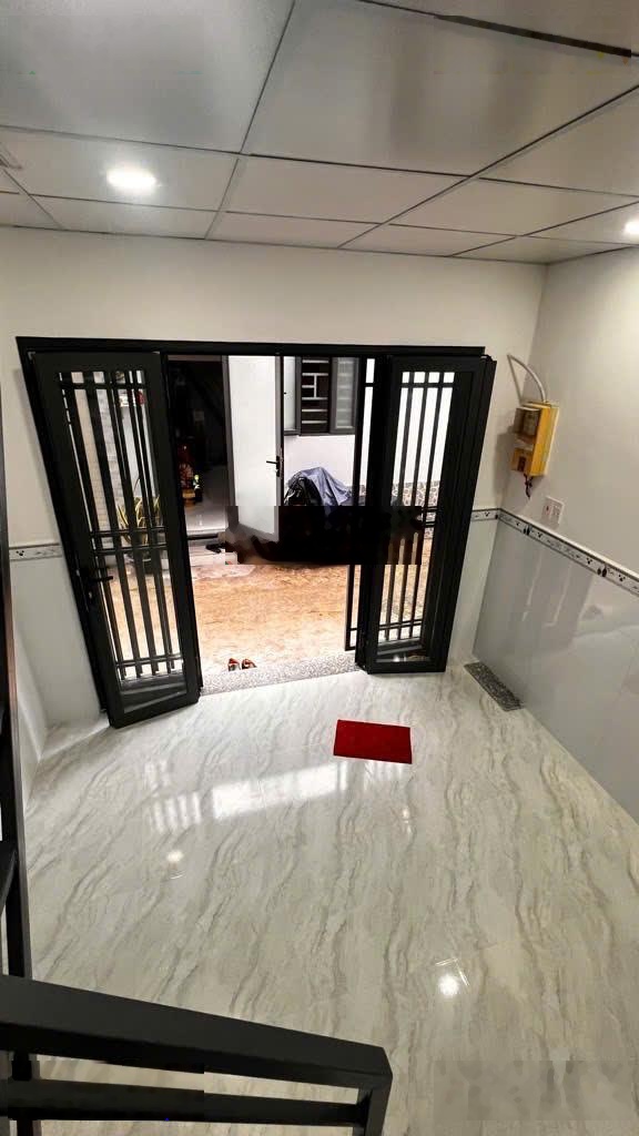 Chủ gấp giảm chào 200tr giá mới 2ty4.Nhà mới SHR đường Bùi Quang Là - Gò Vấp