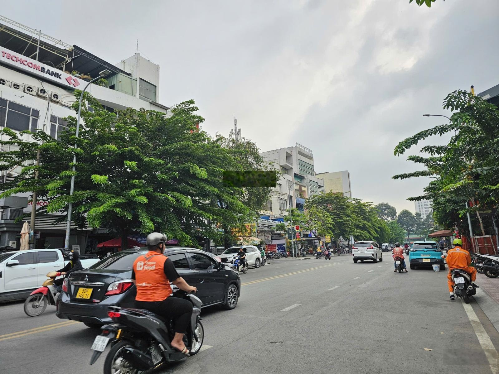 Siêu hot! Nhà mặt tiền Đường Đồng Nai, Phường 15, Quận 10