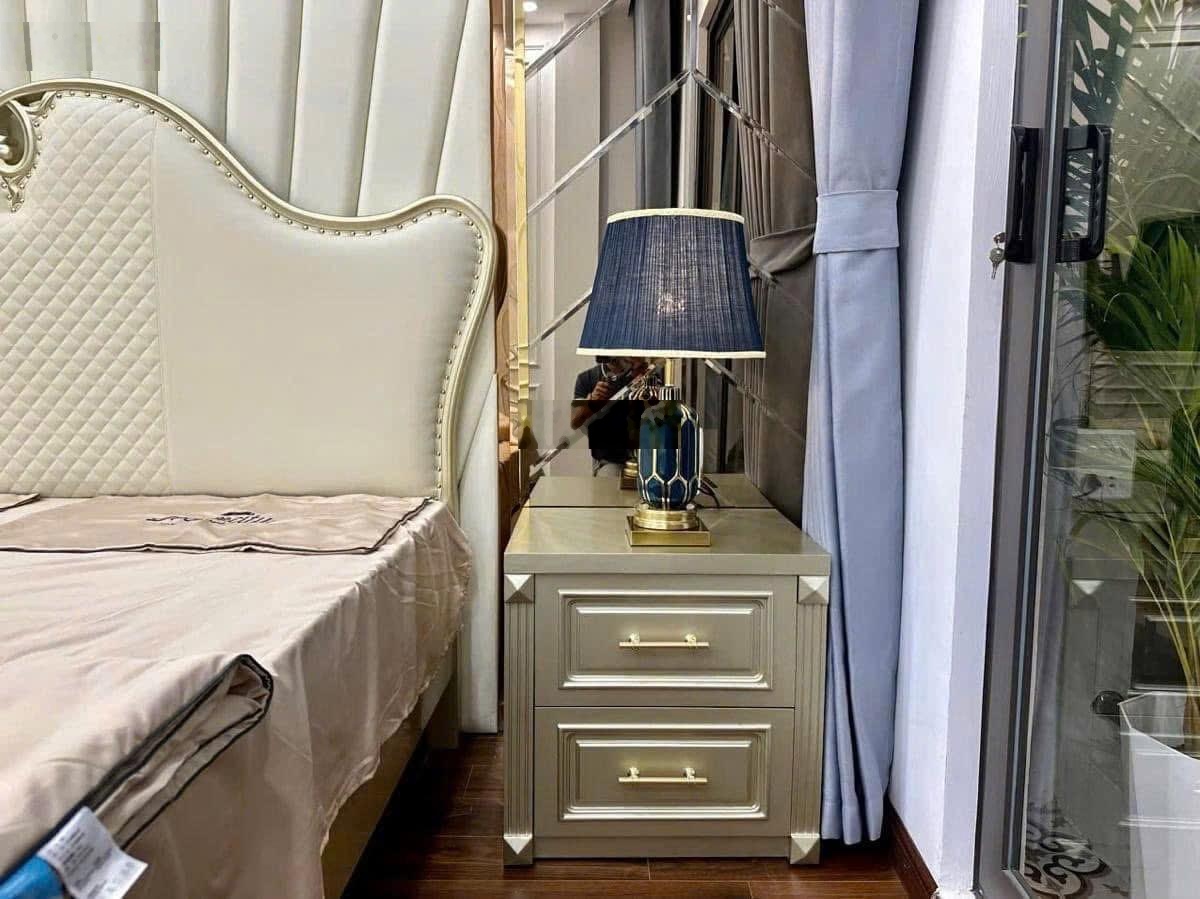 Chính chủ bán nhà phố văn cao_liễu giai_diện tích 30m_5 tầng_nhà mới đẹp_gần phố_giá 7,98 tỷ