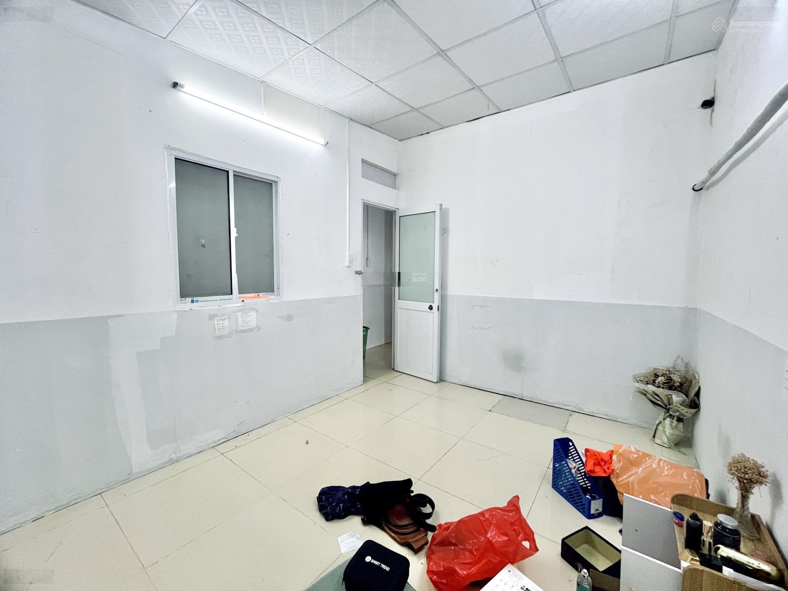 Nhà nguyên căn cho thuê đẹp, thoáng, rẻ tại Quận 8