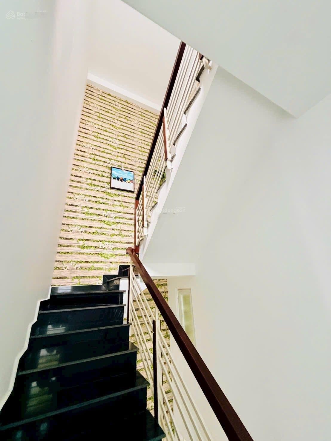 Chú Hải về Đà Nẵng bán nhà chính chủ đường Quang Trung, Gò Vấp, 1T2L, gần ngã 5 chuồng chó, HXH,SHR