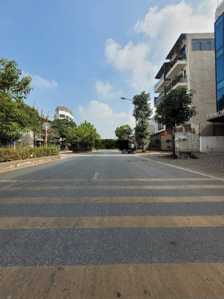 Chỉ với hơn 1 tỷ có ngay lô đất ngay cổng trường đại học quốc gia ,hoà lạc