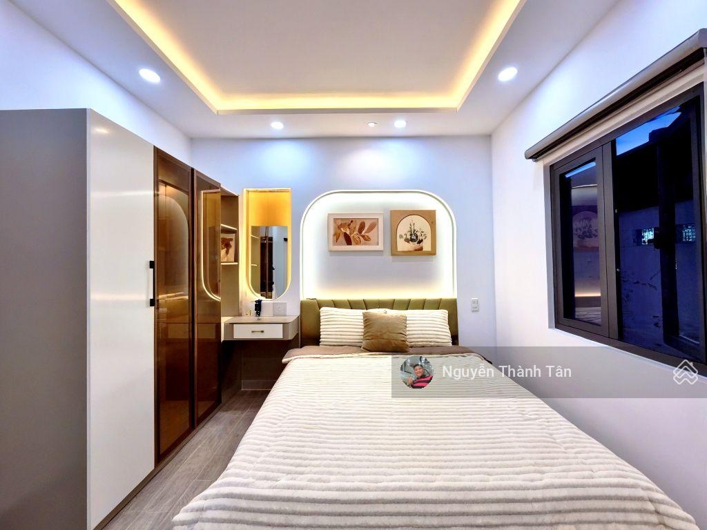 Hẻm xe hơi - 4 tầng - lê quang định - 30m2- 4tỷ5...