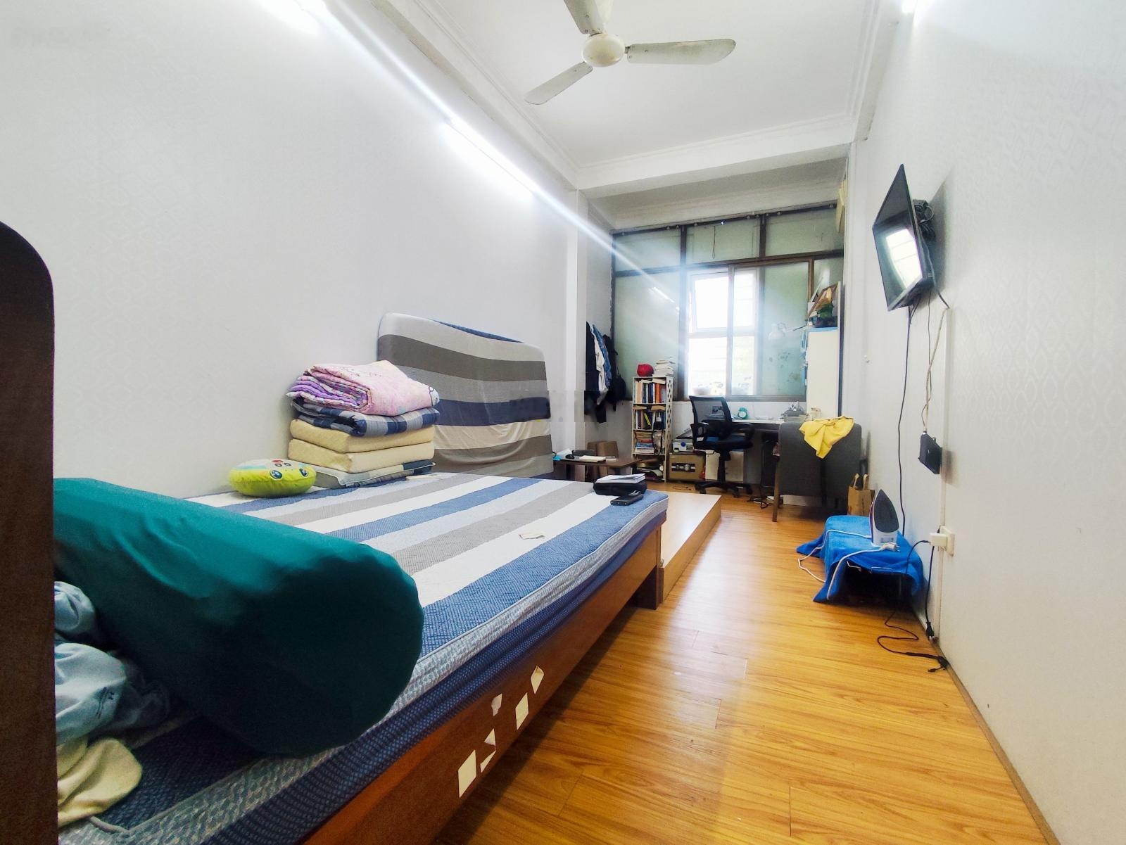 Thật 100%! Hoàng Hoa Thám 47m2. 3T. 5m ra ô tô, 2 thoáng trước sau, dân xây giá hơn 8 tỷ.